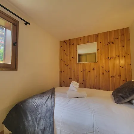 Isabella - By Care Concierge Apartment